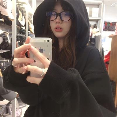 高达与高列斯坦的29封信